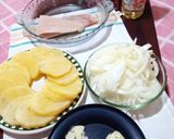Foto del paso 1 de la receta: Merluza, papas y cebolla al pimentón.🇮🇹Nasello, patate, e cipolla