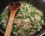 Foto del paso 7 de la receta: Pollo en salsa con patatas guisadas