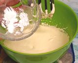 Foto langkah ke 4 dari resep BOLU KUKUS PANDAN MEKAR || BOLU KUKUS ANTI GAGAL.