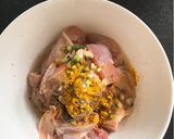 Hình bước làm 1 của món Gà kho gừng