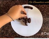 A picture of step 2 of Strawberry Shake with Dates(Restaurant Style).