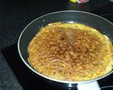 A picture of step 5 of Onion and sausage omelette.