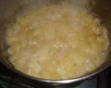 Foto del paso 2 de la receta: Budín con manzanas al vino blanco