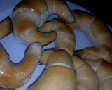 Foto del paso 8 de la receta: Medialunas sin manteca