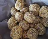 Foto langkah ke 3 dari resep Chocolatos bola-bola tape.