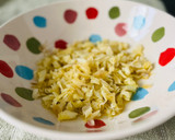 Foto del paso 1 de la receta: Ensalada 🥗 de bacalao (esqueixada) 🫒 🍅 🌶️ 🧅