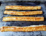 Une image de l'étape 10 de Feuilletés tomate fromage 🧀.