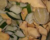 A picture of step 1 of Ginger lemonade.