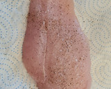 Foto del paso 2 de la receta: Escalopines de pollo a la napolitana