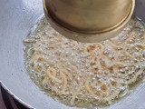 રાજગરા ના લોટ ની સેવ (Rajgira Flour Sev Recipe In Gujarati)