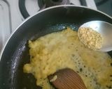 A picture of step 4 of Aloo halwa.