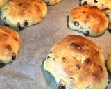 Foto del paso 5 de la receta: Bollitos de leche y virutas de chocolate