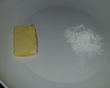 A picture of step 2 of Pasta whith chesee and bacon.