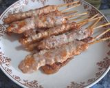A picture of step 9 of Low-Fat Chicken Satay Skewers.