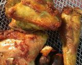 Foto langkah ke 6 dari resep Ayam kampung goreng.
