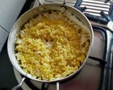 A picture of step 1 of Lahsuni Dal.
