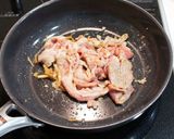 A picture of step 3 of Pork, Greens, Atsuage in Oyster Sauce.