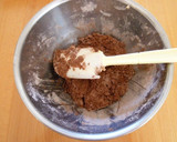 A picture of step 4 of Crispy Cocoa Cookies.