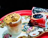 डलगोना कॉफी (dalgona coffee recipe in marthi) रेसिपी स्टेप 3 फोटो 