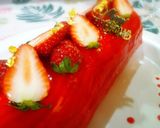A picture of step 43 of Le Fraisier (French-Style Strawberry Shortcake).
