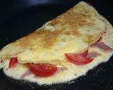 Tomato And Ham Omelette recipe step 2 photo