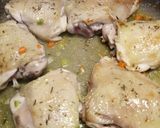 A picture of step 3 of Pollo alla cacciatora (hunter's chicken).