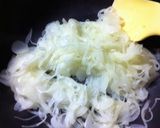 A picture of step 1 of Authentic Onion Gratin Soup.