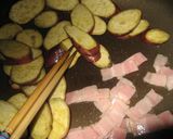 A picture of step 3 of Sweet Potato and Bacon in Oyster and Mayonnaise Sauce.
