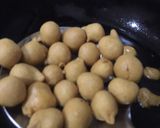 A picture of step 3 of Fresco style dahi baray.