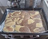 Foto del paso 10 de la receta: Postre de vainillas marmolada relleno con crema de harina y caramelo