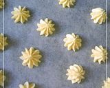 A picture of step 4 of 30-Minute Soy Milk Cookies.