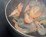 Foto del paso 2 de la receta: Langostinos al ron