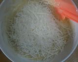 Foto langkah ke 5 dari resep Bolu pisang kukus keju.