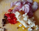 Foto langkah ke 2 dari resep Tumis Sulur Keladi.