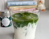 Foto langkah ke 6 dari resep Ice Matcha Latte Premium Ceremonial Grade.