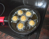 Foto del paso 4 de la receta: Buñuelos de garbanzos, salchicha y brotes de soja