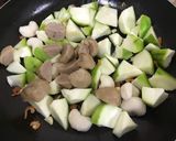 👩🏻‍🍳絲瓜丸子海帶湯的食譜步驟2照片