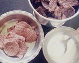 ओरीओ बिस्कीटांचे मोदक (Oreo Biscuit Modak Recipe In Marathi) रेसिपी स्टेप 1 फोटो