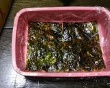 A picture of step 1 of Onigiri Sandwiches.