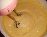 A picture of step 6 of Basic American-Style Cupcakes.