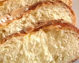 A picture of step 15 of Hefezopf (German Bread).