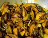 A picture of step 5 of Baingan Masala🍆.