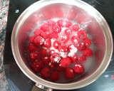 Foto del paso 1 de la receta: Yogur natural con coulis de frambuesa