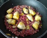 Foto del paso 2 de la receta: Combinado de pollo adobado y alcachofas