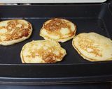 A picture of step 3 of Fried Beef Sausage with Potato Pancakes.