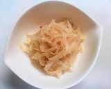 A picture of step 5 of Easy Daikon Namul.