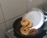 ઘઉંની ચકરી રેસીપી સ્ટેપ2ફોટો
