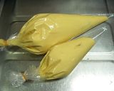 A picture of step 5 of Almond Cream Tart.
