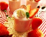 A picture of step 7 of Strawberry × Mascarpone Mousse.