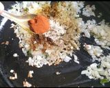 प्याज़ का भरवा कचौड़ी (Pyaz ka bharva kachodi recipe in Hindi) रेसिपी चरण 4 फोटो